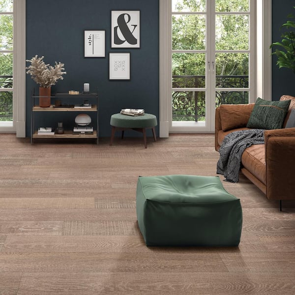 MSI XXL Liberty Mound White Oak 5/8 in. T x 9.45 in. W Tongue and