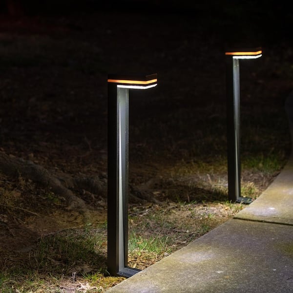 60 lumen deals solar path lights