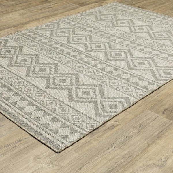 Thrasher Beige 3 ft. x 5 ft. Geometric Tribal Polypropylene Indoor/Outdoor Area Rug