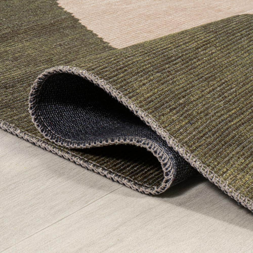 Cirkel Cream and Olive Geometric 4' x 6' Washable Rug