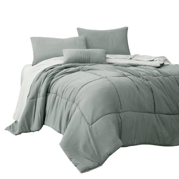 THE URBAN PORT Alice 8- Piece Sage Green Solid Print Microfiber King Comforter Set