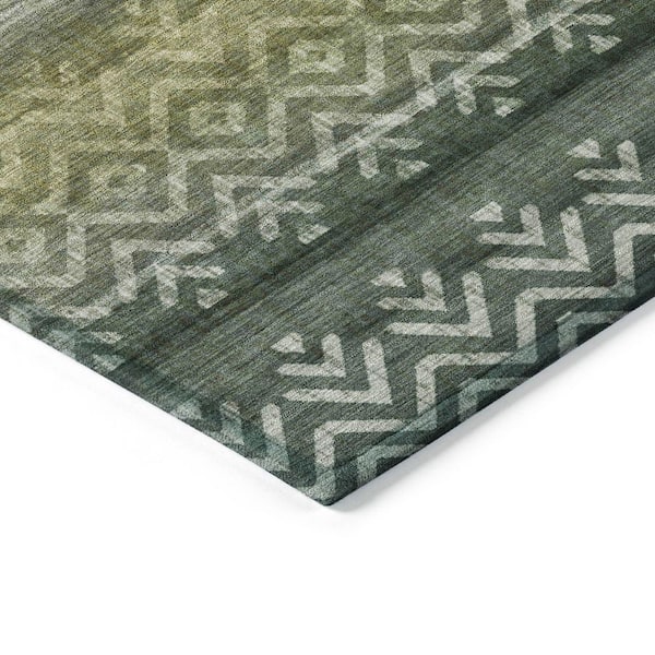 Chantille Machine Washable Indoor/Outdoor Abstract ACN2042 Green 5 ft. x 7 ft. 6 in. Area Rug