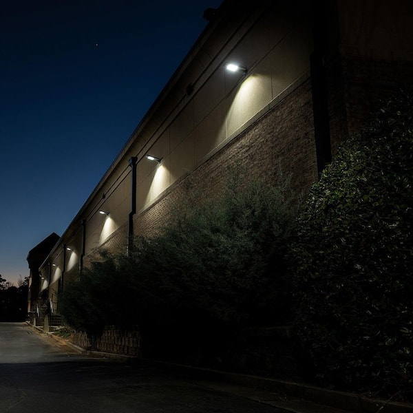 GAMA SONIC Solar 2800 Lumen Dark Grey 2-in-1 Outdoor Motion Activated Security Area Wall Flood Light with Timer Wall and Post Mount