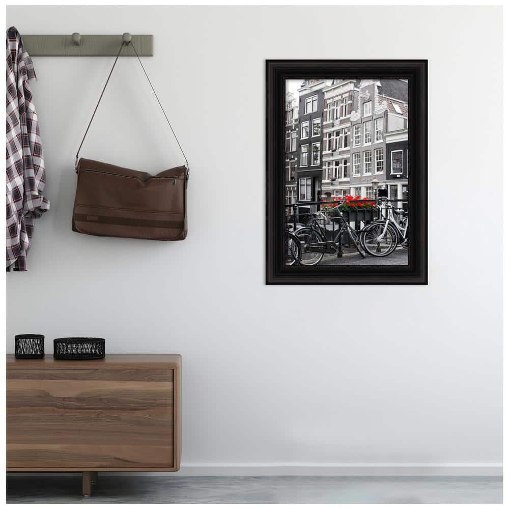 Parlor Black Ornate Scalloped Wall Picture Frame