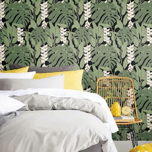 Green and Black Bunaken Peel and Stick Wallpaper (Covers 28.29 sq. ft.)