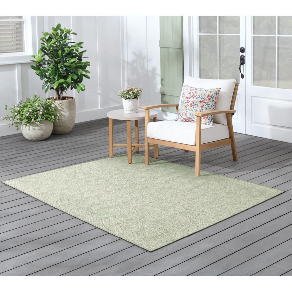 green-hampton-bay-outdoor-rugs