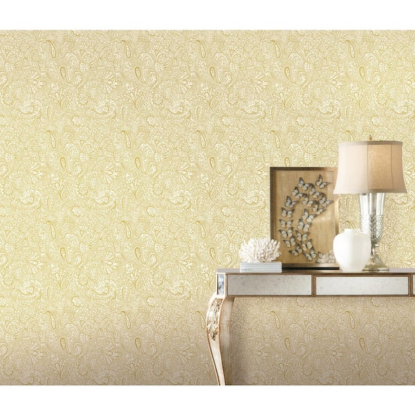 Elegance Collection Gold Paisley Trellis Metallic Raised Ink Non-Pasted Non-Woven Wallpaper Sample
