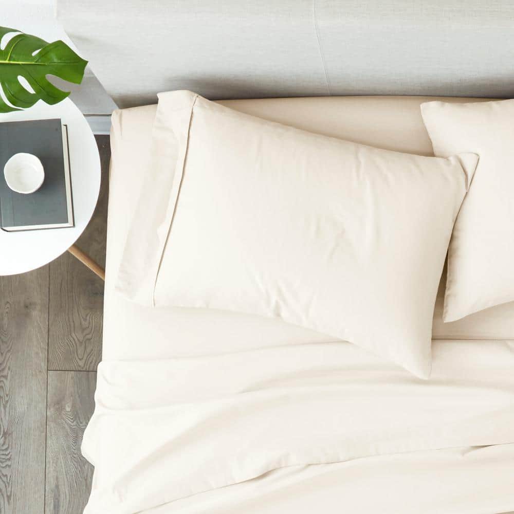 Ivory Hypoallergenic Cotton Polyester Standard Pillowcase Set