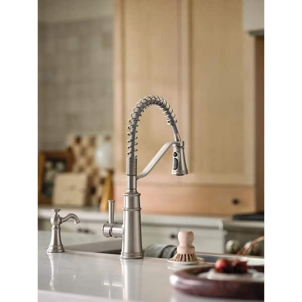 MOEN Genta LX Single Handle Pull Down Sprayer Kitchen Faucet with