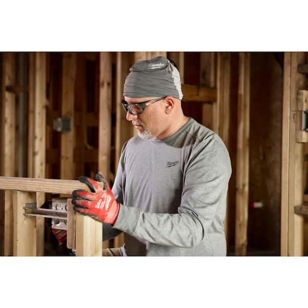 Milwaukee Men's WORKSKIN 3X-Large Black Long Sleeve T-Shirt with  Small/Medium Gray WORKSKIN Hat, Gaiter and Clear Safety Glasses  415B-3X-424G-48-73-2010-507G-SM - The Home Depot