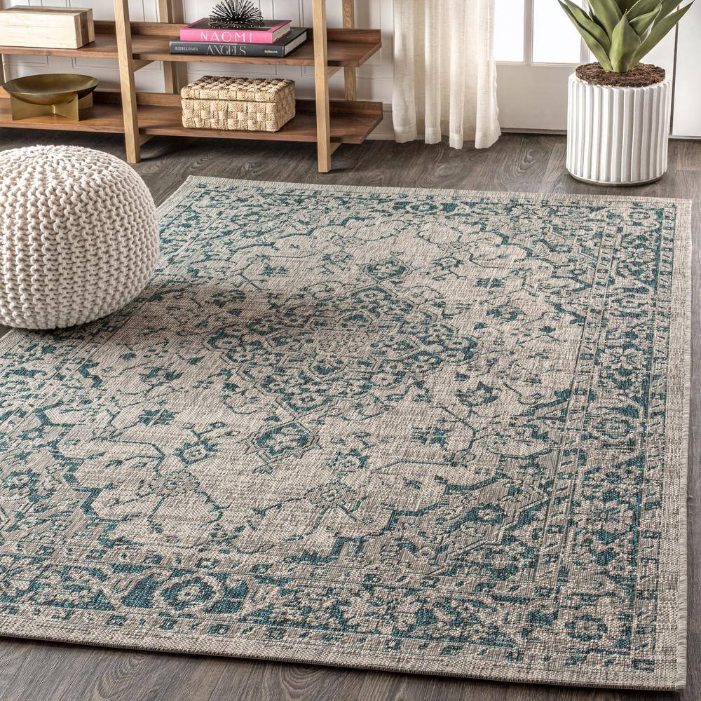 Dreamy Boho Medallion Gray/Teal 5' Square Synthetic Area Rug