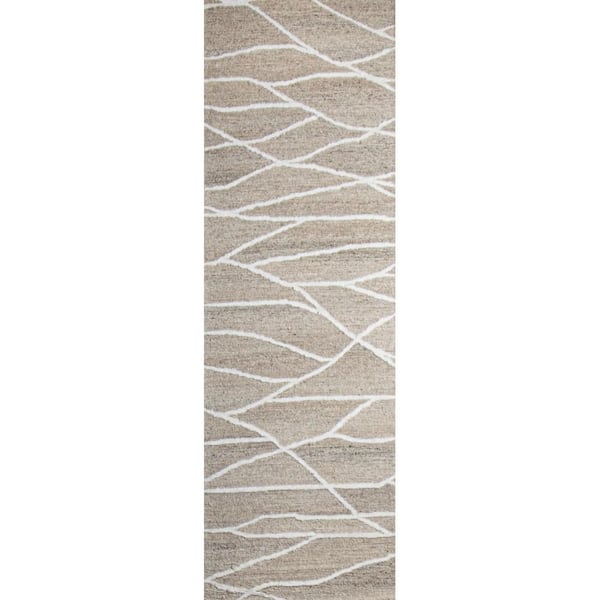 Verona Beige 3 ft. x 8 ft. (2 ft. 6 in. x 8 ft.) Geometric Transitional Runner Rug