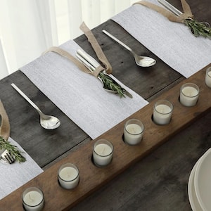 La Classica 21 in. W x 21 in. L in White/Silver Solid Color Napkins (Set of 4)