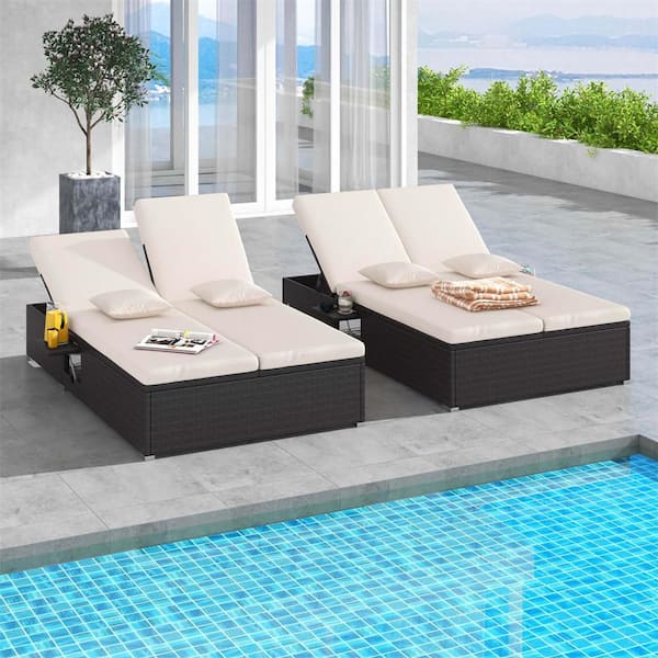 1-Piece Wicker Outdoor Daybed Double Chaise Lounge with Adjustable Backrests and Beige Cushions