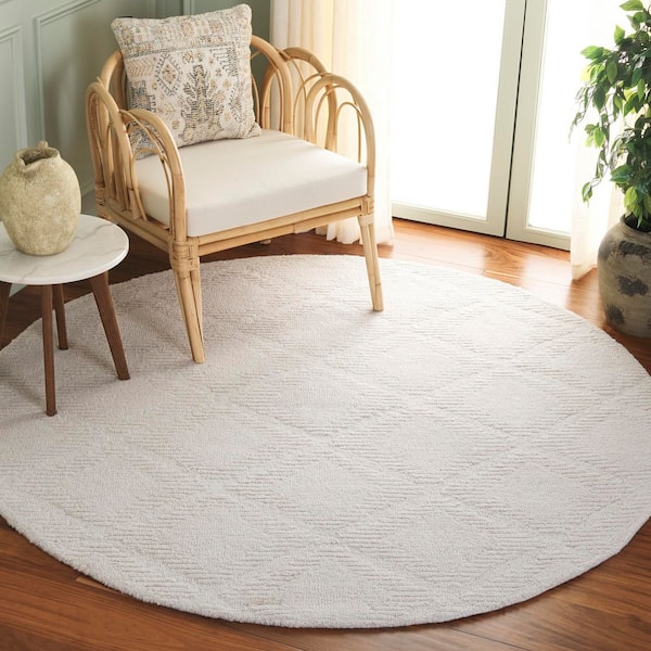 Rodeo Drive 6 ft. x 6 ft. Ivory Solid Diamond Round Area Rug