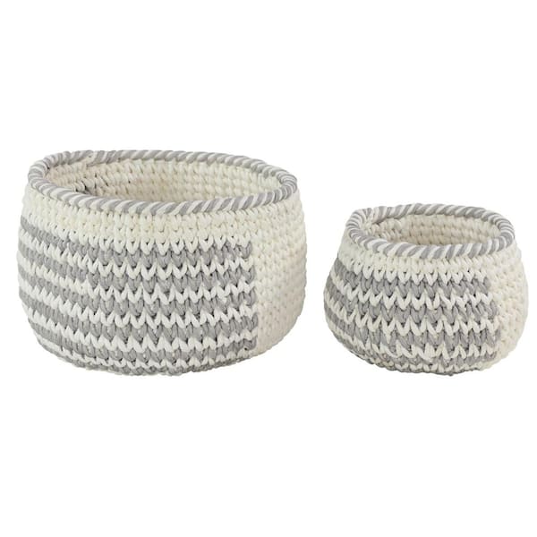 Litton Lane Round Chevron-Patterned Gray Mesh and White Cotton Rope Baskets with No Handles (Set of 2)