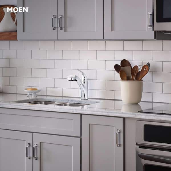 Brecklyn Single-Handle Pull-Out Sprayer Kitchen Faucet with Power Clean in Chrome