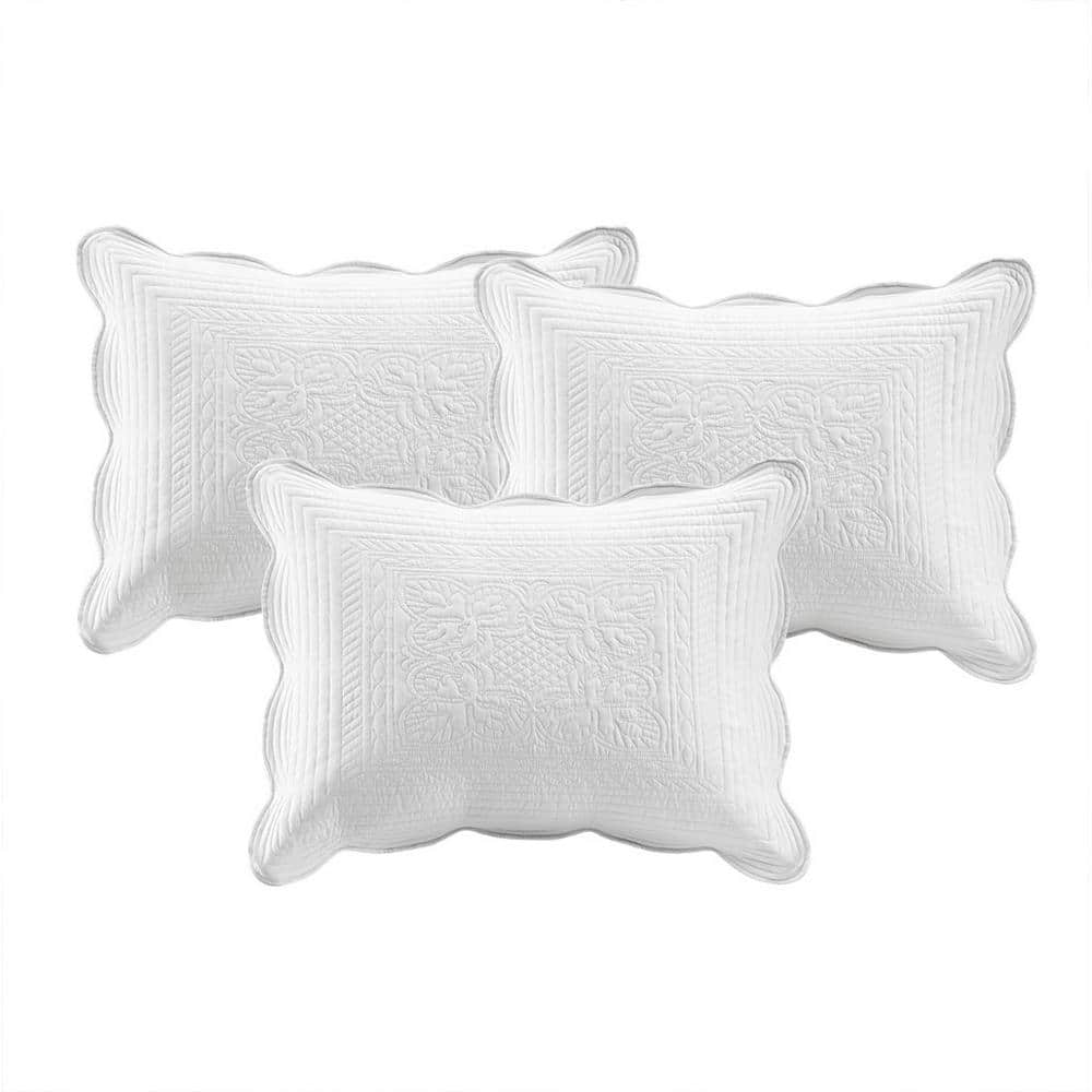White Microfiber Reversible Daybed Quilt Set with Scalloped Edges