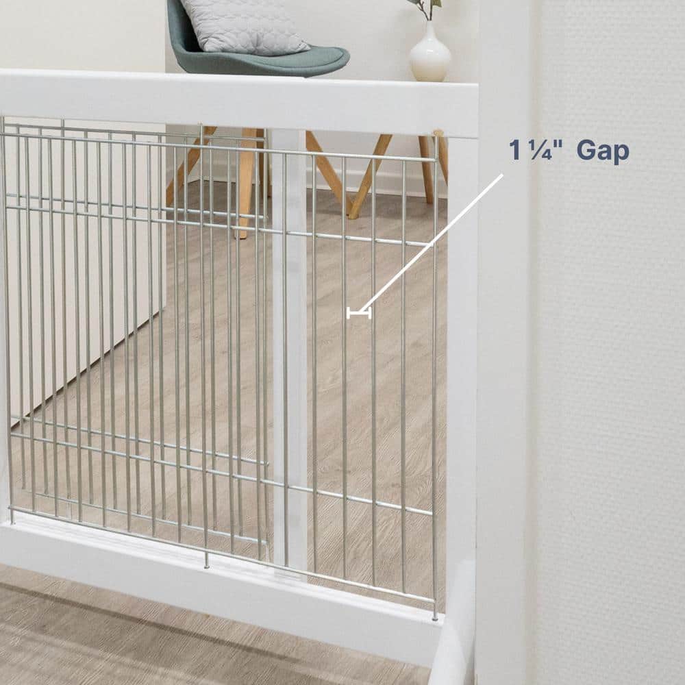 Adjustable White Wood and Metal Freestanding Pet Gate