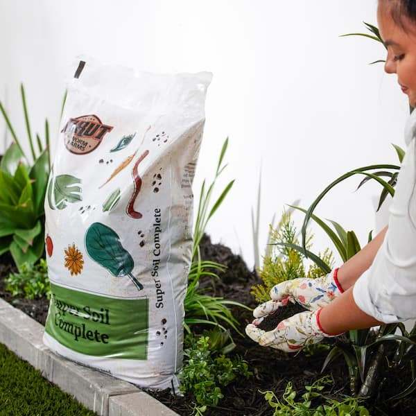 Tank's Green Stuff 100% Organic Garden Soil, Compost & Fertilizer
