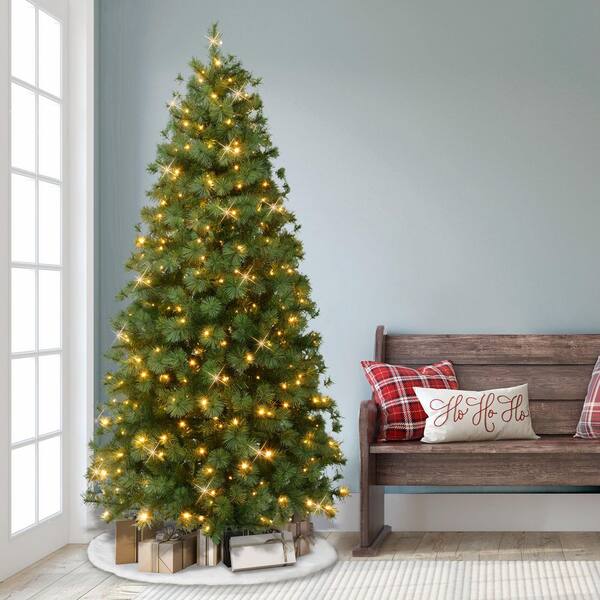 Puleo International 7.5 ft. Pre-Lit Colorado Pine Artificial