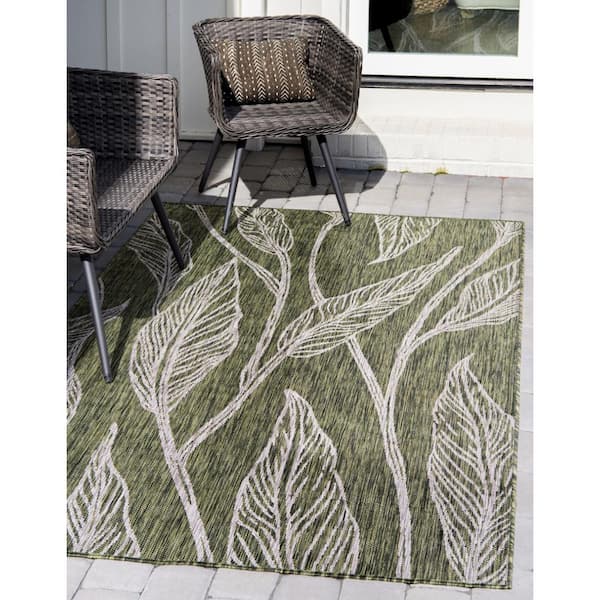 Outdoor Leaf Green 4 ft. x 6 ft. Area Rug
