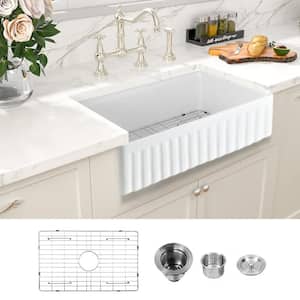 White Fireclay 33 in. x 20 in. Single Bowl Farmhouse Apron Kitchen Sink with Grid and Strainer