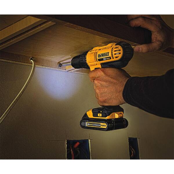 DEWALT - 20V MAX Cordless 7 Tool Combo Kit, 20V Cordless Compact Jobsite Blower, and (1) 20V 4.0Ah and (1) 20V 2.0Ah Batteries