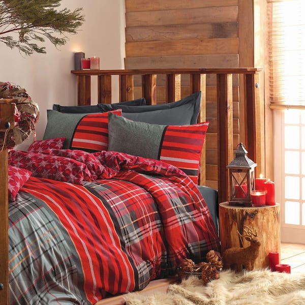 SUSSEXHOME Christmas Carol Stars Duvet Cover Set : Red, Queen Size Duvet Cover, 1-Duvet Cover, 1-Fitted Sheet and 2-Pillowcases