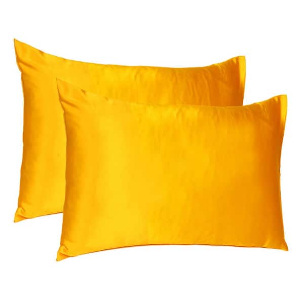 HomeRoots Amelia Goldenrod Solid Color Satin Queen Pillowcases (Set of 2)