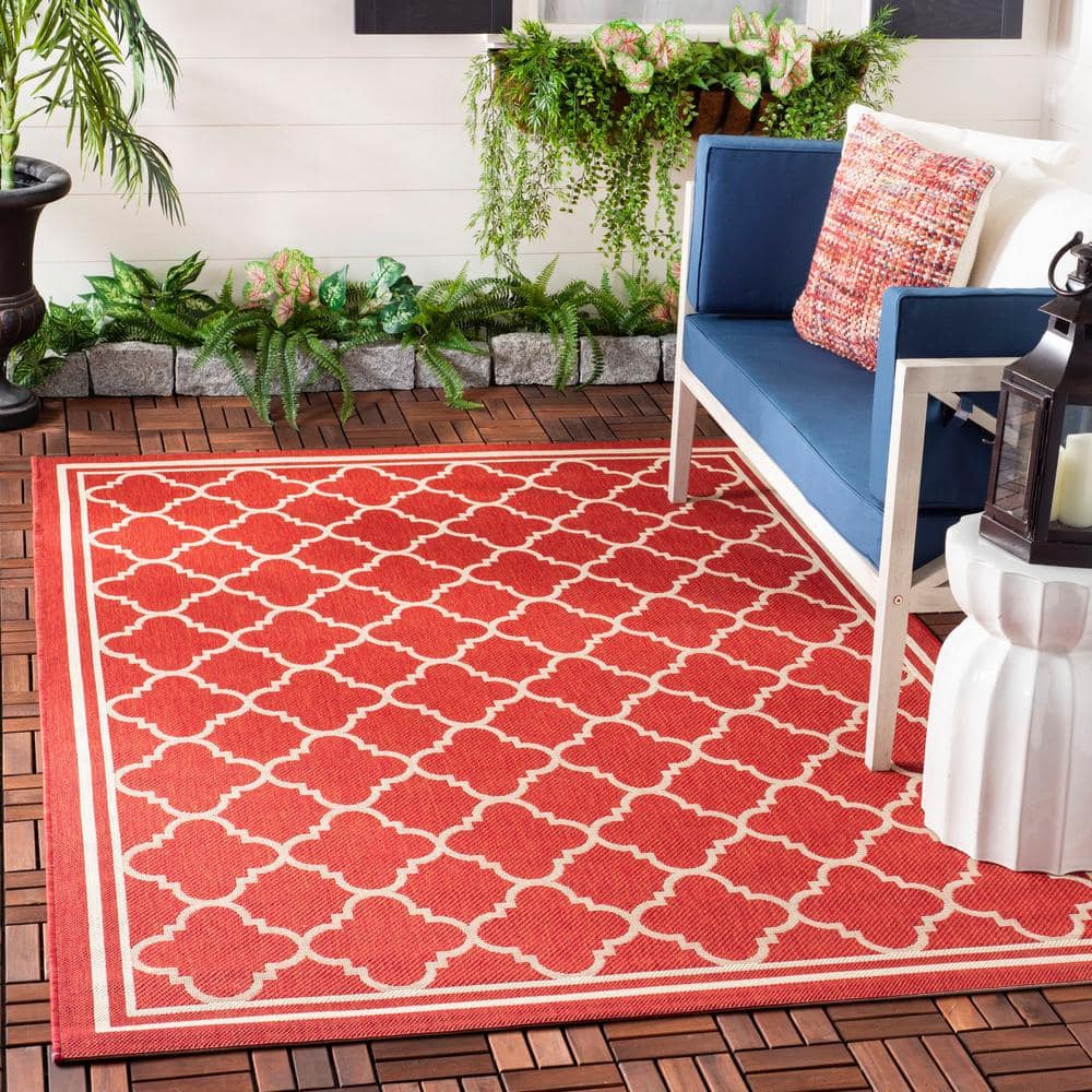 Red and Bone Geometric Indoor/Outdoor Area Rug 4' x 5'7"
