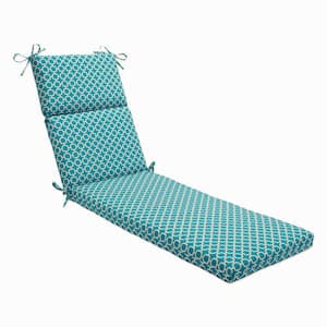 21 x 28.5 Outdoor Chaise Lounge Cushion in Green/White Hockely