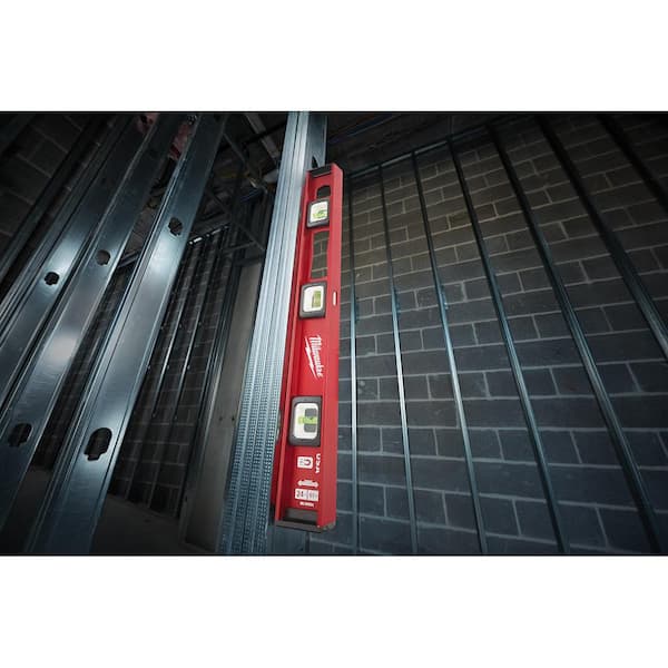 Milwaukee 24 in. Magnetic I-Beam Level MLIBM24 - The Home Depot