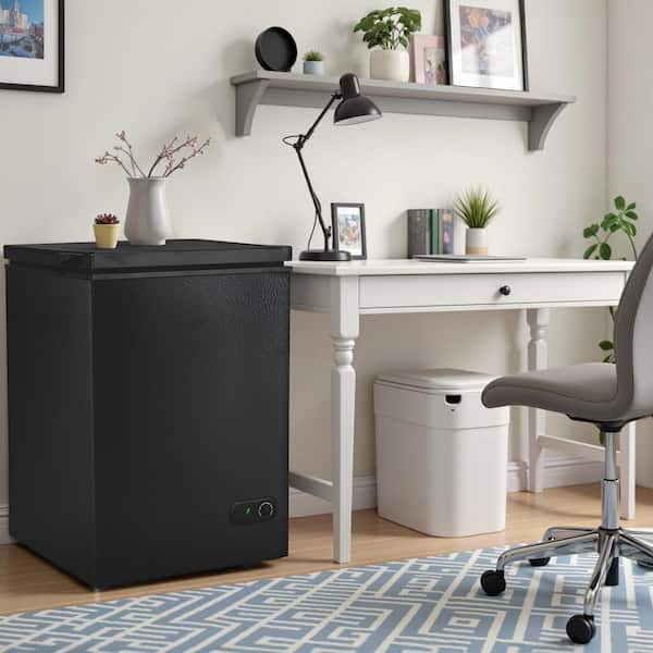 3.5 cu. ft. Manual Defrost Chest Freezer with Removable Basket, Adjustable Thermostat for Garage/Basement in Black