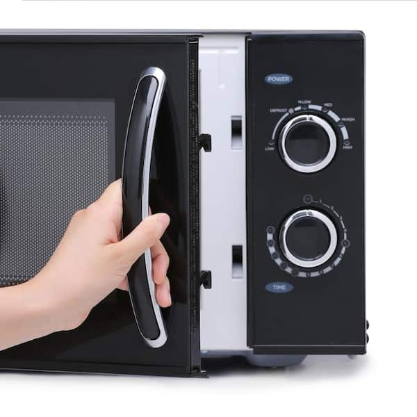 Microwave 700W Used In Good Condition for Sale in Bell Gardens