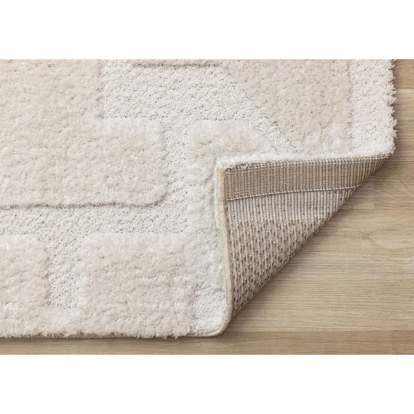 Intrigue Collections 5 ft. x 8 ft. White Geometric, Tonal/Solid Indoor Area Rug