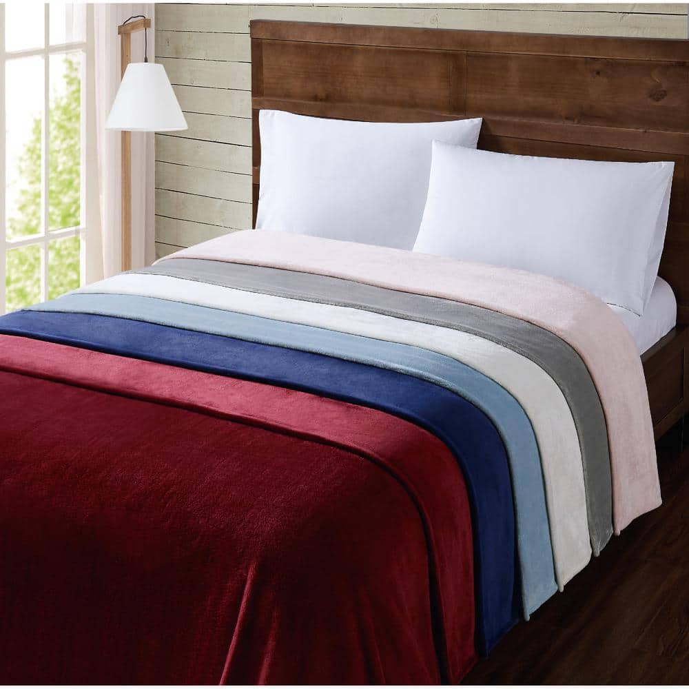 Navy Velvet Plush Full/Queen Blanket