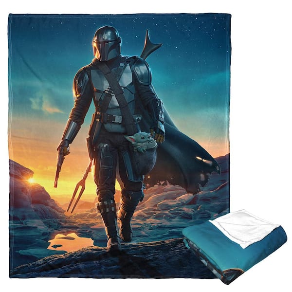 THE NORTHWEST GROUP Star Wars: The Mandalorian Nightfall Silk Touch Multi-Colored Throw Blanket
