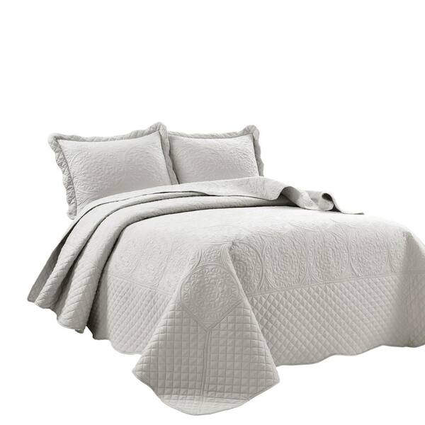 what is a thin bedspread called