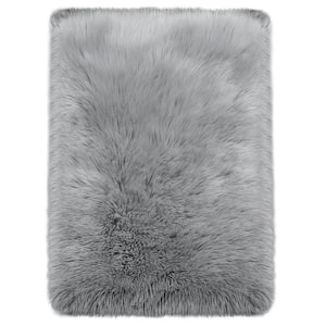 Sheepskin Faux Furry Gray Shaggy Cozy Rugs 5 ft. x 6 ft. 6 in. Area Rug