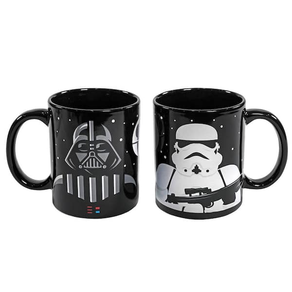 Uncanny Brands Star Wars Single Serve Coffee Maker with 2 Mugs