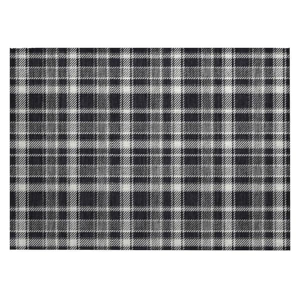 Chantille ACN563 Black 1 ft. 8 in. x 2 ft. 6 in. Machine Washable Indoor/Outdoor Geometric Area Rug