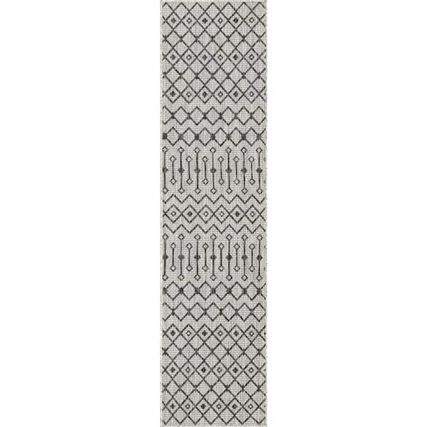 Unique Loom Outdoor Trellis Tribal Trellis Gray 2 ft. x 8 ft. Area Rug ...