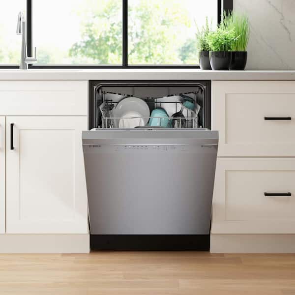 Bosch 300 Series 24 in. Stainless Steel Front Control Built