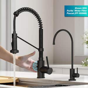 Bolden Single Handle Pull-Down Sprayer Kitchen Faucet with Touchless Sensor in Matte Black