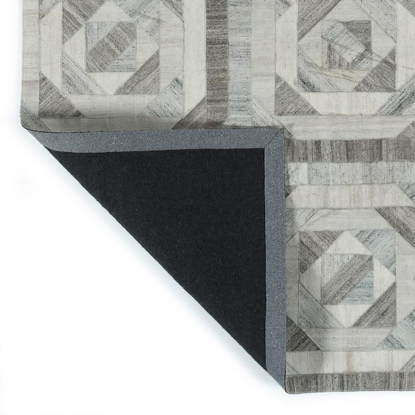 Chaps Taupe 4 ft. x 6 ft. Area Rug