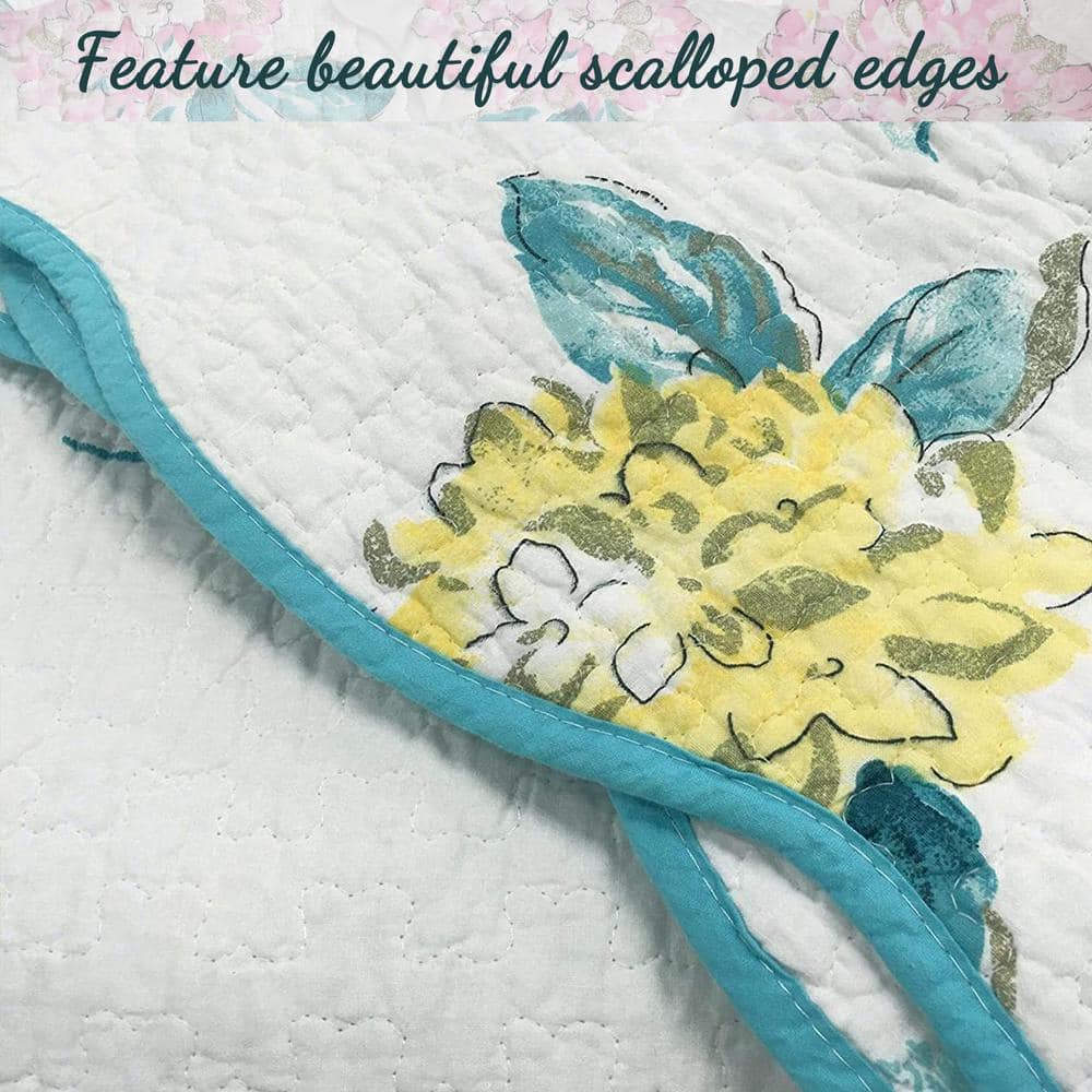 White Floral Cotton Queen Reversible Quilt Set