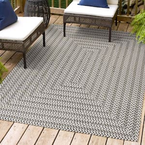 Chevron Modern Concentric Squares Black/Light Gray 4 ft. x 6 ft. Indoor/Outdoor Area Rug