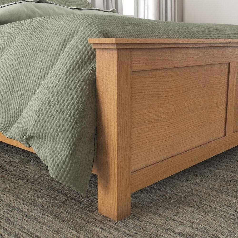 Oak Park Light Brown Wood Queen Bedroom Set with Nightstand and Dresser
