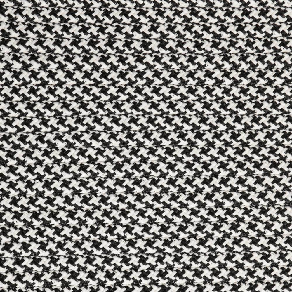Black and White Houndstooth Reversible Synthetic Rug, 2' x 4'